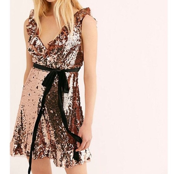 🌙FREE PEOPLE Siren Sequin Dress🌙 - Picture 2 of 9